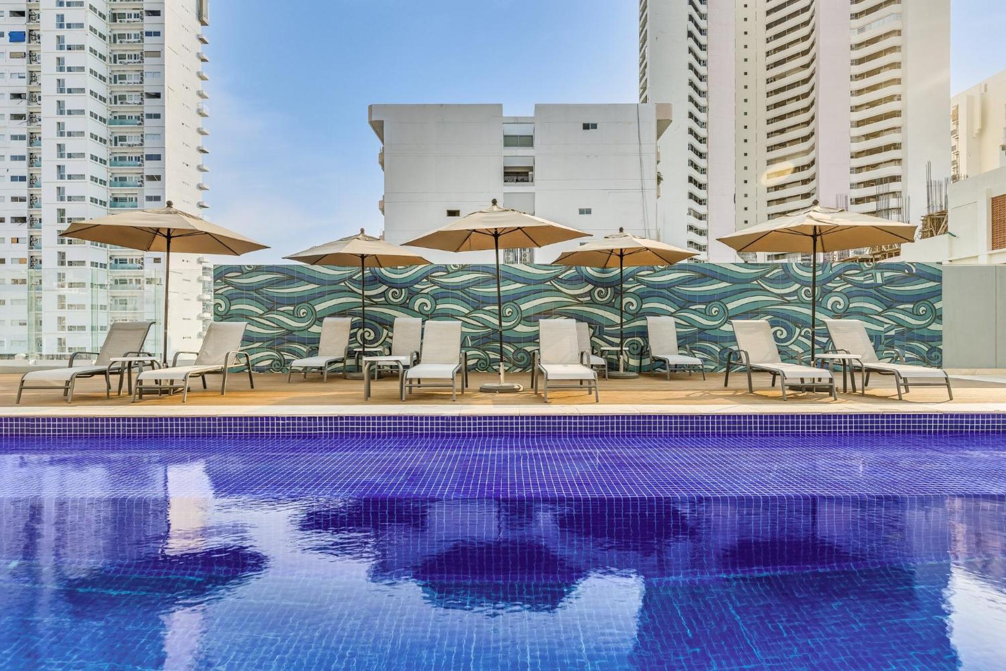 One Acapulco Costera Hotel Exterior photo