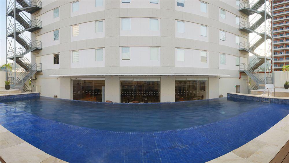 One Acapulco Costera Hotel Exterior photo